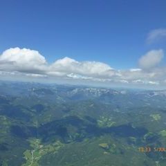 Flugwegposition um 11:33:01: Aufgenommen in der Nähe von Gaishorn am See, Österreich in 2147 Meter